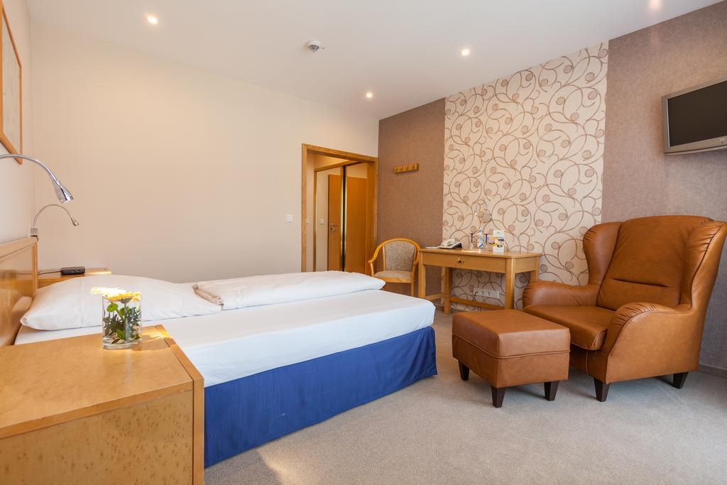 Landhotel Weserblick Beverungen Cameră foto